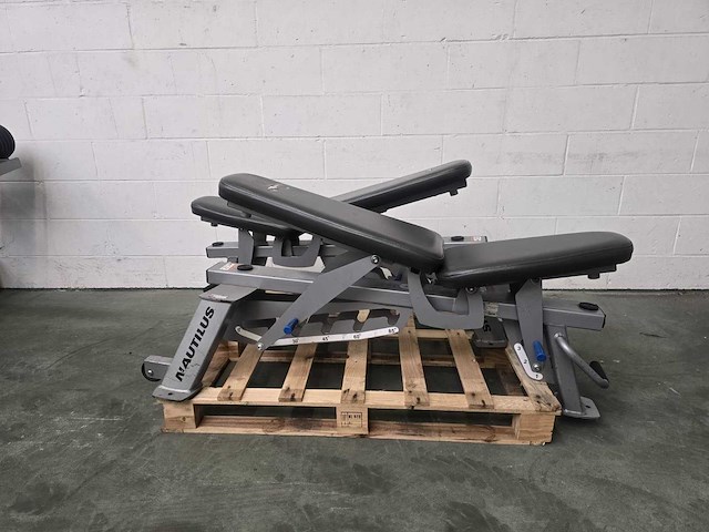 Nautilus adjustable bench trainingsbank - afbeelding 1 van  6