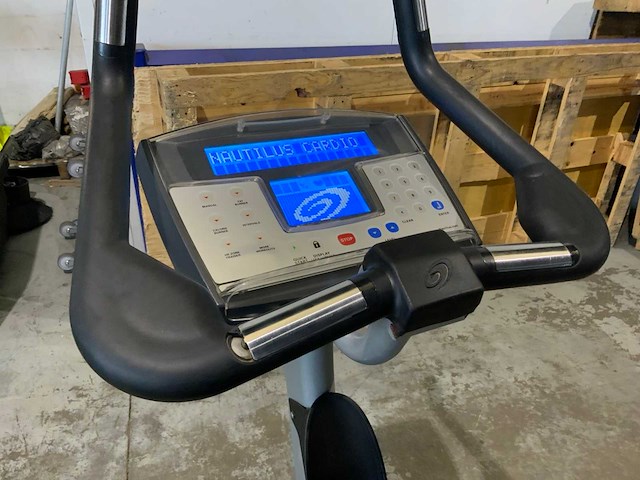 Nautilus commercial uprightbike home trainer - afbeelding 3 van  5