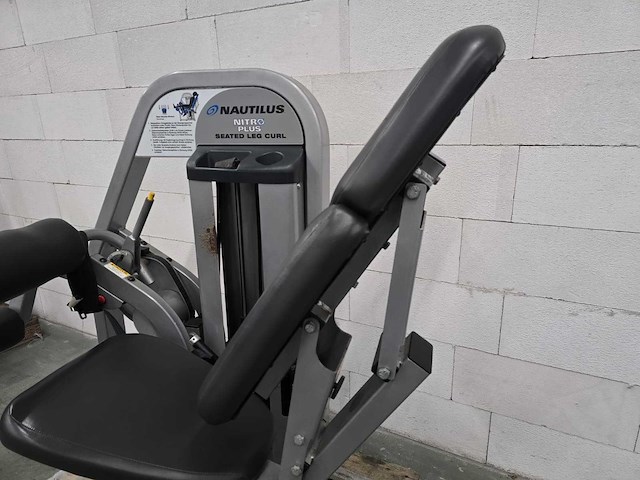 Nautilus nitro seated leg curl - afbeelding 1 van  3