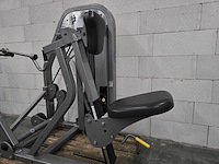 Nautilus seated row roeitrainer - afbeelding 2 van  4