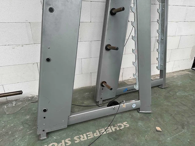 Nautilus smith machine krachtstation - afbeelding 2 van  5