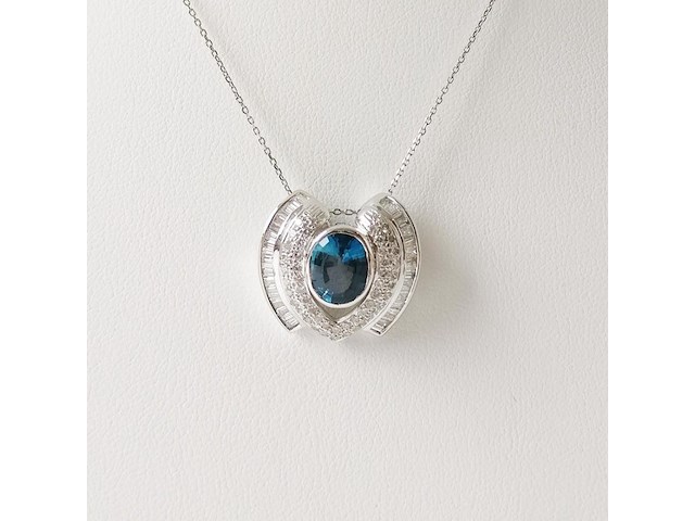 Necklace with pendant topaz - afbeelding 1 van  7