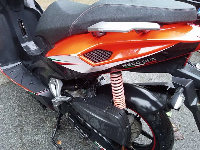 Neco - gpx 50 - scooter - afbeelding 4 van  6