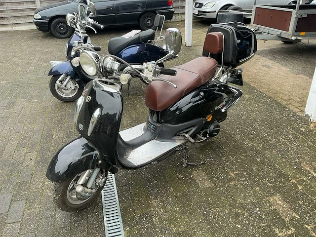 Neco borsalino uno klass b brommer - afbeelding 2 van  12