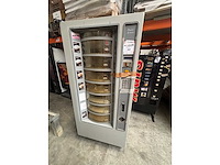 Necta - smart - brood - verkoopautomaat - afbeelding 2 van  3