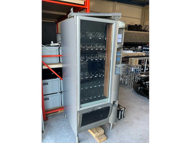 Necta snakky verkoopautomaat - afbeelding 2 van  4