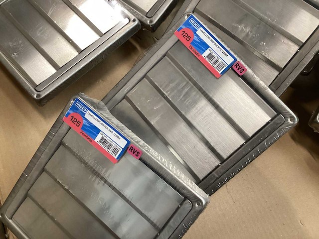 Nedco mix kavel diverse gevelkleppen rvs (20x) - afbeelding 2 van  5