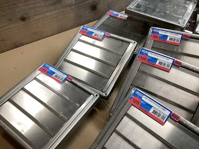 Nedco mix kavel diverse gevelkleppen rvs (20x) - afbeelding 5 van  5