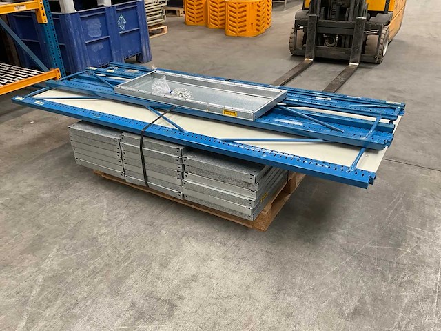 Nedcon legbordstelling 4m lengte 40x220cm - afbeelding 1 van  2