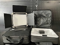 Neewer studio lampen met accu en draagtas 2x - afbeelding 1 van  4