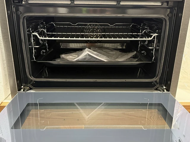 Neff oven, 45 cm hoog - afbeelding 4 van  7