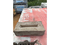 Nelissen roza 217x102x50 1 pal +/- 720st - afbeelding 2 van  2