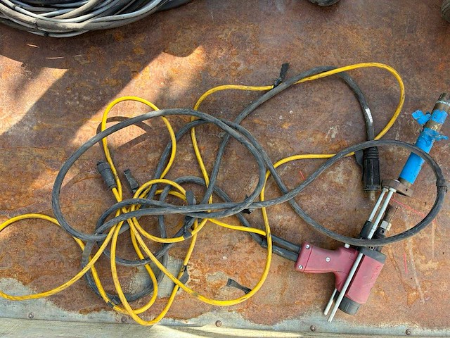 Nelson intra 1400 stiftlasmachine - boutlasmachine - afbeelding 4 van  6