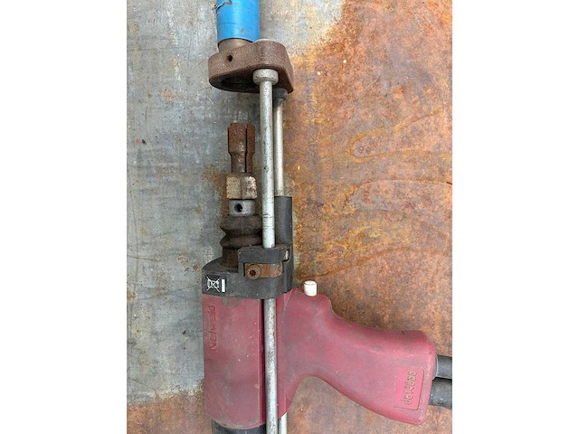 Nelson intra 1400 stiftlasmachine - boutlasmachine - afbeelding 8 van  11