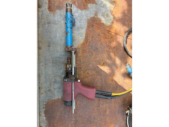 Nelson intra 1400 stiftlasmachine - boutlasmachine - afbeelding 9 van  11
