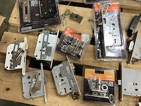 Nemef mix kavel diverse sloten en cilinders - afbeelding 7 van  7