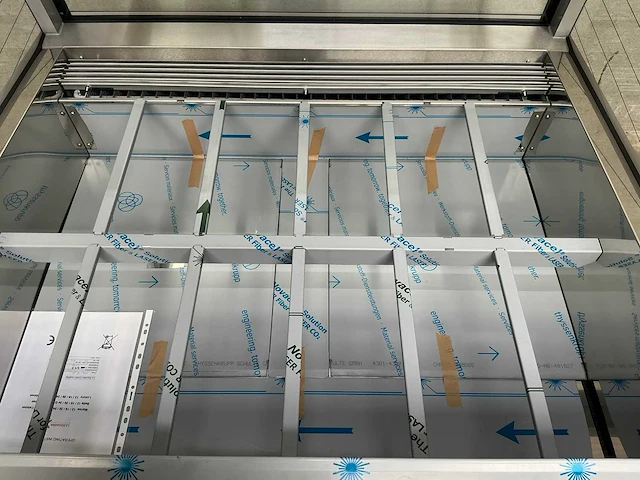 Neo gelato 12 - schepijsvitrine - afbeelding 4 van  13