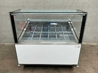 Neo gelato 12 - schepijsvitrine - afbeelding 9 van  13