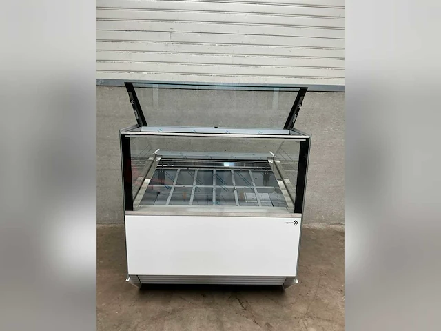Neo gelato 12 - schepijsvitrine - afbeelding 12 van  13