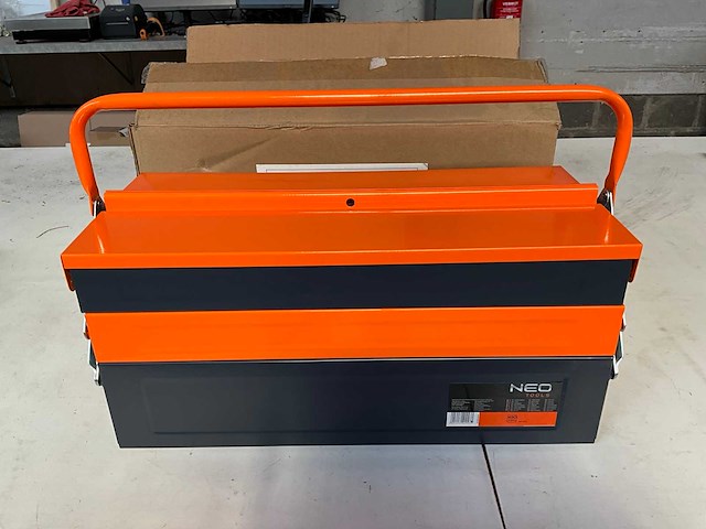 Neo tools gereedschapskoffer metaal 450 mm - afbeelding 1 van  4
