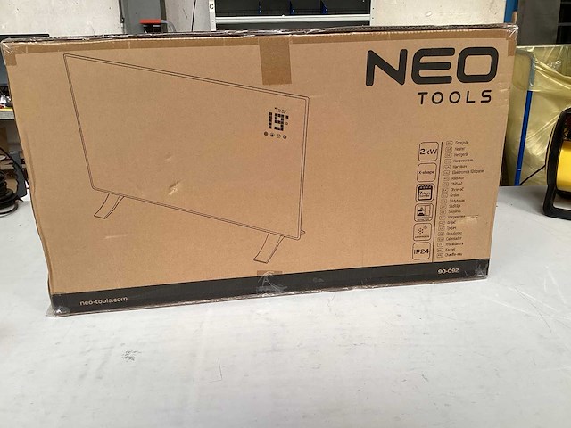 Neo tools paneelradiator 2000w - afbeelding 1 van  1