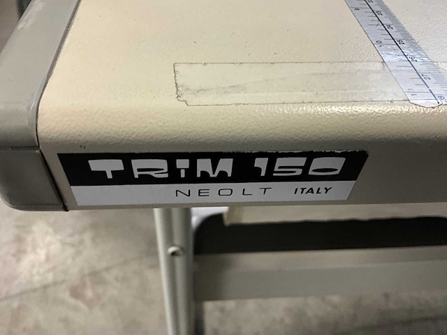 Neolt trim 150 folie snijmachine (eerste verdiep) - afbeelding 3 van  3