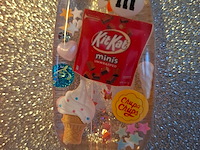 "neon ice cream" (3d) by elemental pop art - afbeelding 4 van  5