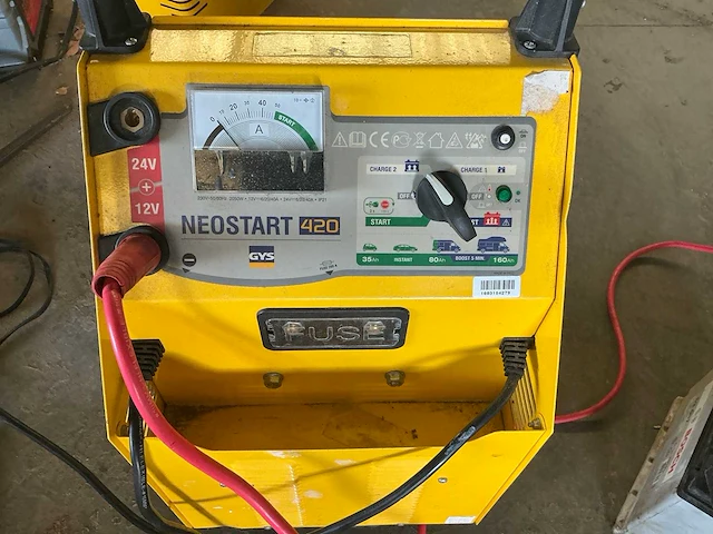 Neostart 420 12 - 24v acculader - afbeelding 2 van  2