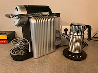 Nespresso 9737 koffiemachine + melkopschuimer - afbeelding 1 van  9