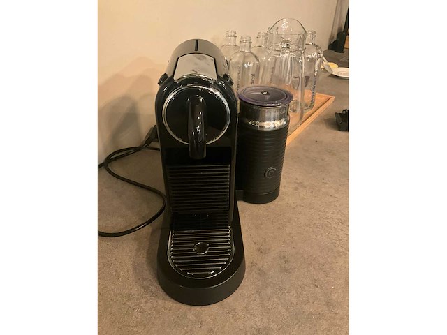 Nespresso d123 koffiemachine - afbeelding 3 van  4