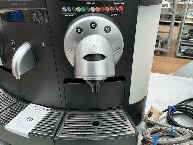 Nespresso gemini 200 koffiemachine - afbeelding 3 van  5
