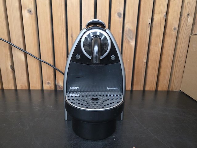 Nespresso krups koffiezet - afbeelding 1 van  7