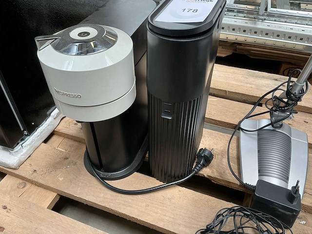 Nespresso magimix m700-vertuo espressomachine - afbeelding 5 van  8