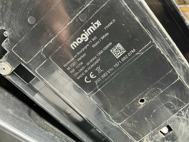 Nespresso magimix m700-vertuo espressomachine - afbeelding 6 van  8