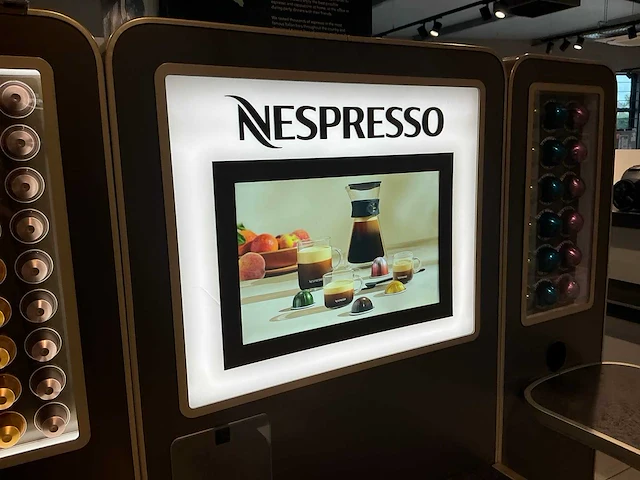 Nespresso presentatiestand - afbeelding 4 van  7