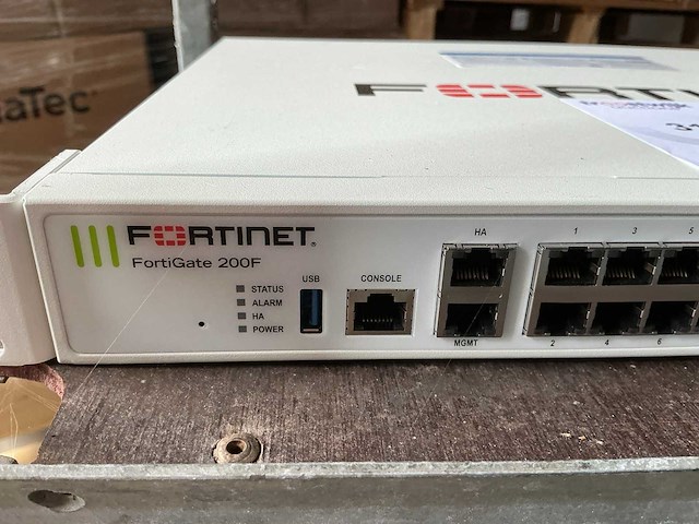 Netbeveiligings apparatuur fortigate 200f - afbeelding 2 van  3