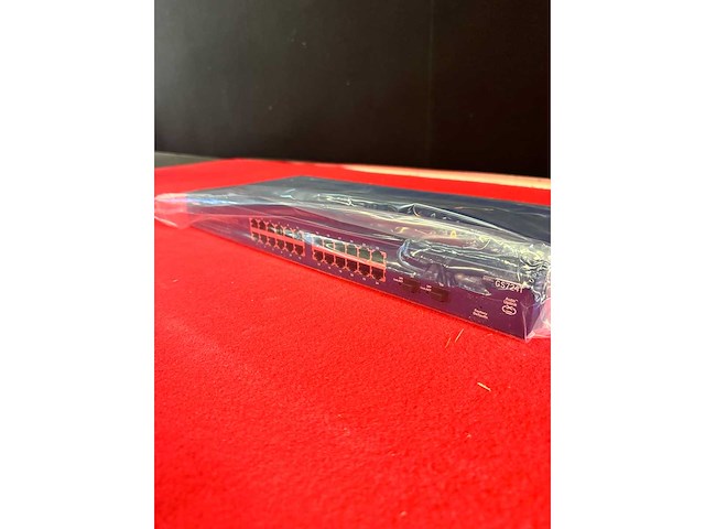 Netgear - gs724t-400eus 24 port gigabit smart switch - afbeelding 5 van  5