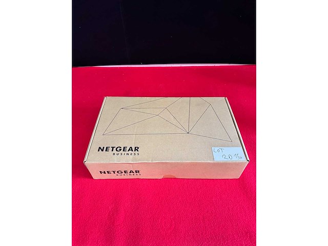 Netgear - gs724t-400eus 24 port gigabit smart switch - afbeelding 1 van  4