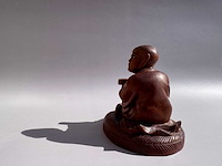 Netsuke - japanese wood sculpture of luohan monk - afbeelding 11 van  18
