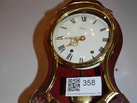 Neuchâteloise klok in rood eluxa - afbeelding 1 van  3