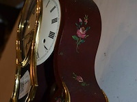 Neuchâteloise klok in rood eluxa - afbeelding 3 van  3