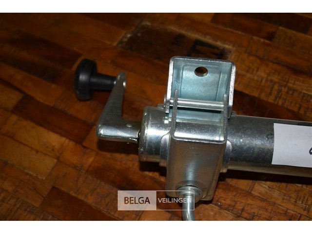 Neuswiel aanhangwagen - afbeelding 3 van  3