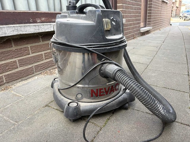 Nevac bouwstofzuiger - afbeelding 3 van  3
