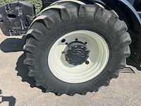 New holland - 2002 - tm175 4wd sa - vierwielaangedreven landbouwtractor - afbeelding 19 van  20