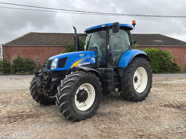 New holland - 2008 - t6080 - vierwielaangedreven landbouwtractor - afbeelding 1 van  21