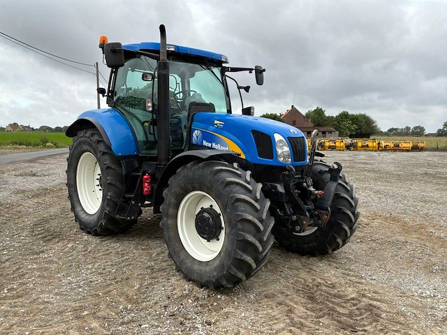 New holland - 2008 - t6080 - vierwielaangedreven landbouwtractor - afbeelding 15 van  21