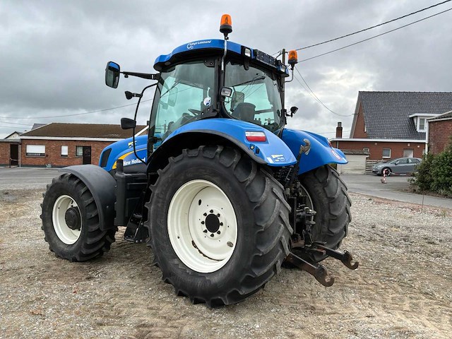 New holland - 2008 - t6080 - vierwielaangedreven landbouwtractor - afbeelding 19 van  21