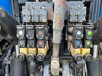 New holland - 2010 - t7040 4wd sa - vierwielaangedreven landbouwtractor - afbeelding 9 van  27