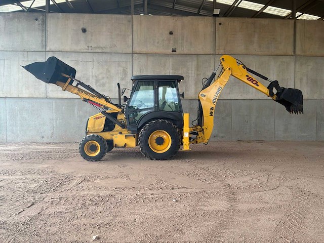 New holland - b80b - backhoe loader - 2017 - afbeelding 17 van  21