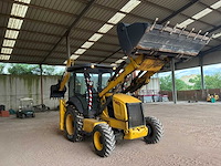 New holland - b80b - backhoe loader - 2017 - afbeelding 19 van  21